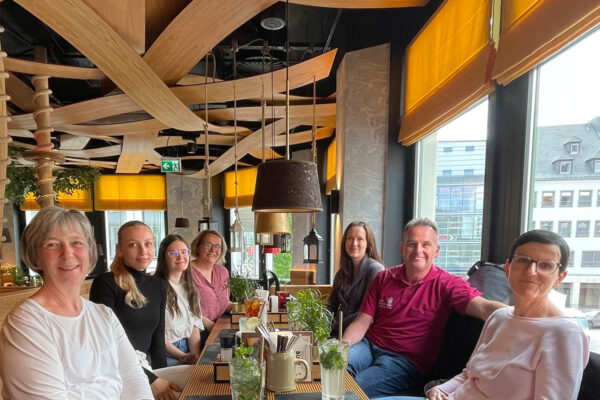 HNO-Praxis Chemnitz: Team-Meeting im Peter Pane Burger-Restaurant