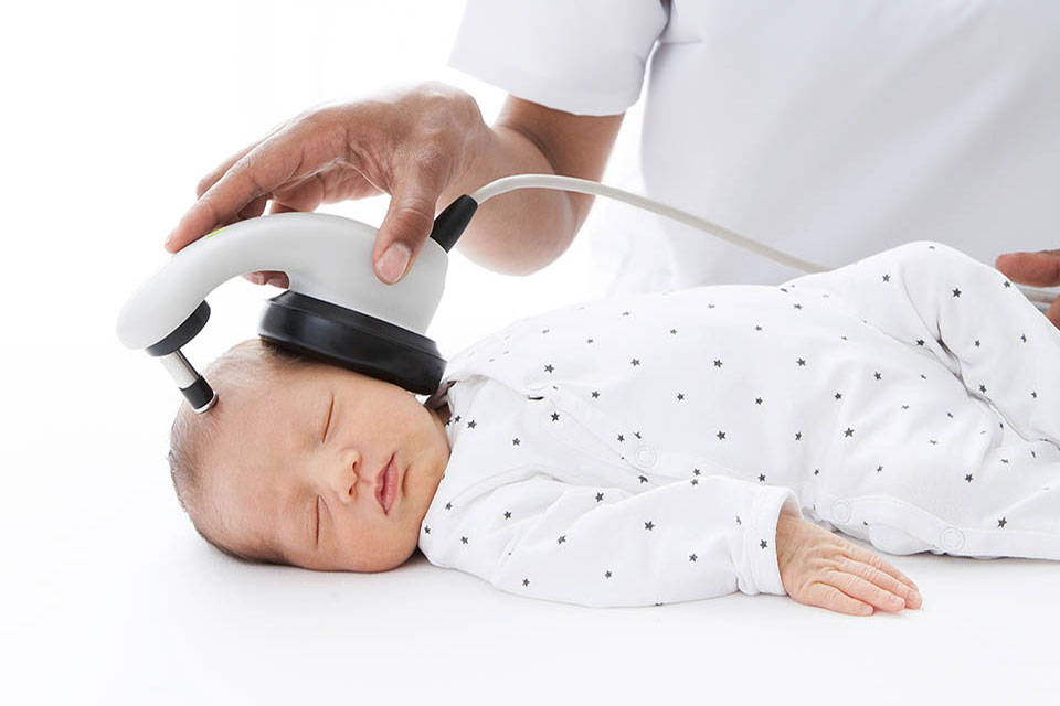 Neugeborenen-Hörscreening mit dem MB 11 BERAphone®